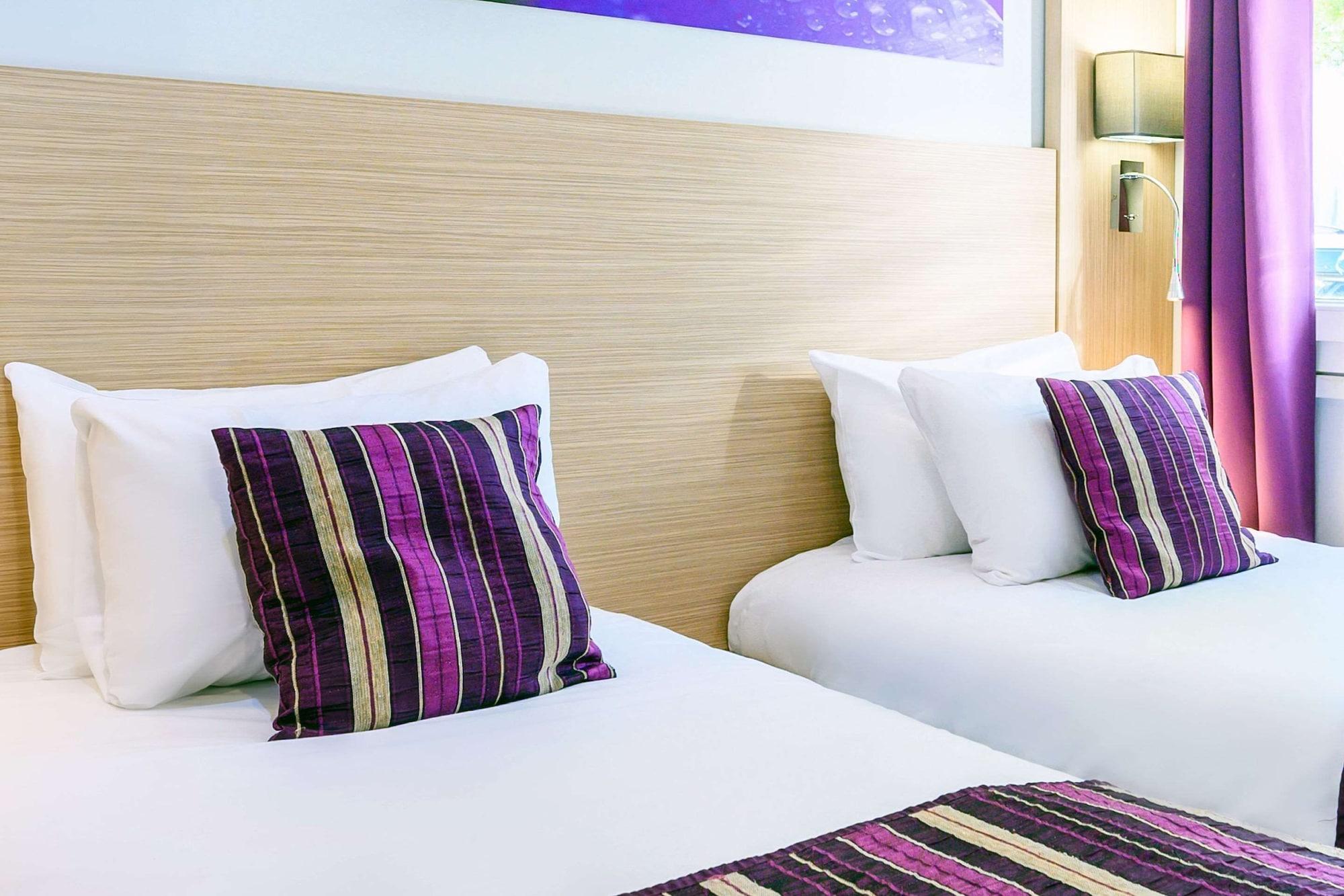 Comfort Hotel Orléans Sud Co'met Esterno foto